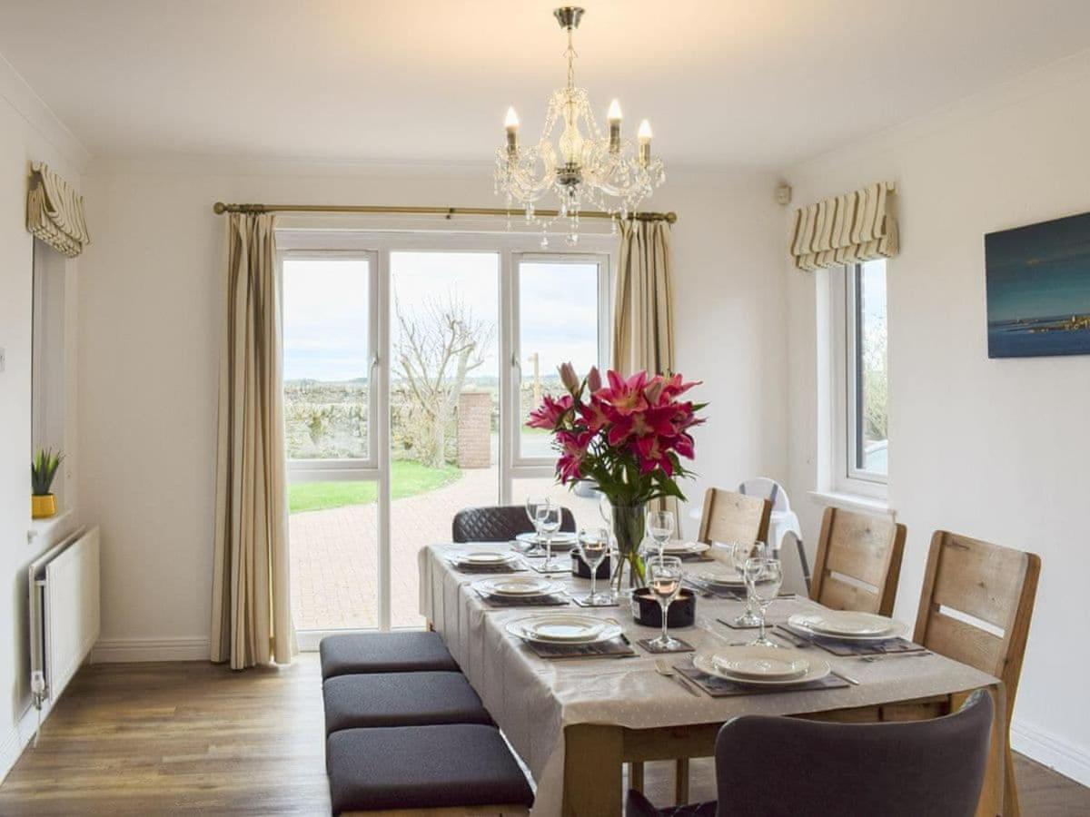 Bernicia House Villa Seahouses Kültér fotó